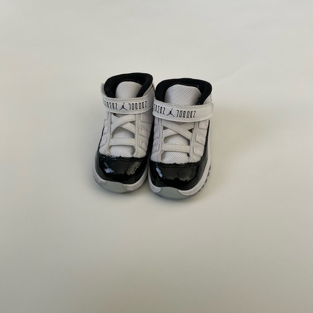 AIR JORDAN Retro 11 Baby Toddler Concord Size 5C
